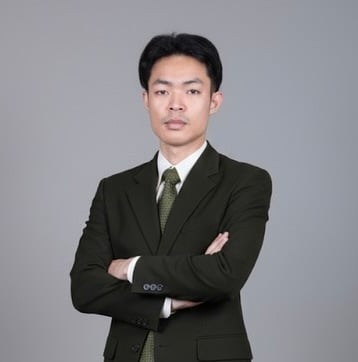 Ye Sithu_Professional Headshot