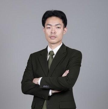 Ye Sithu_Professional Headshot